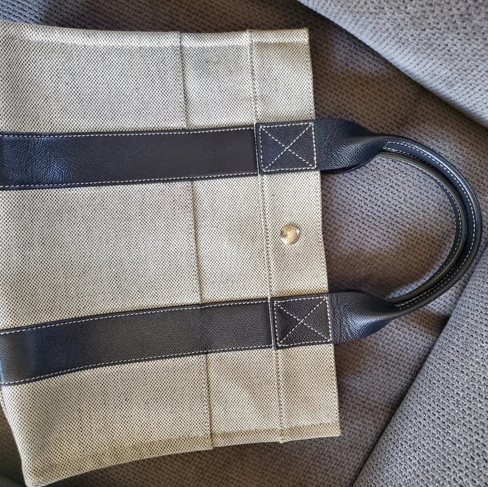 Dooney and bourke Canvas Tote Editors Edition. NWOT - Picture 2 of 8